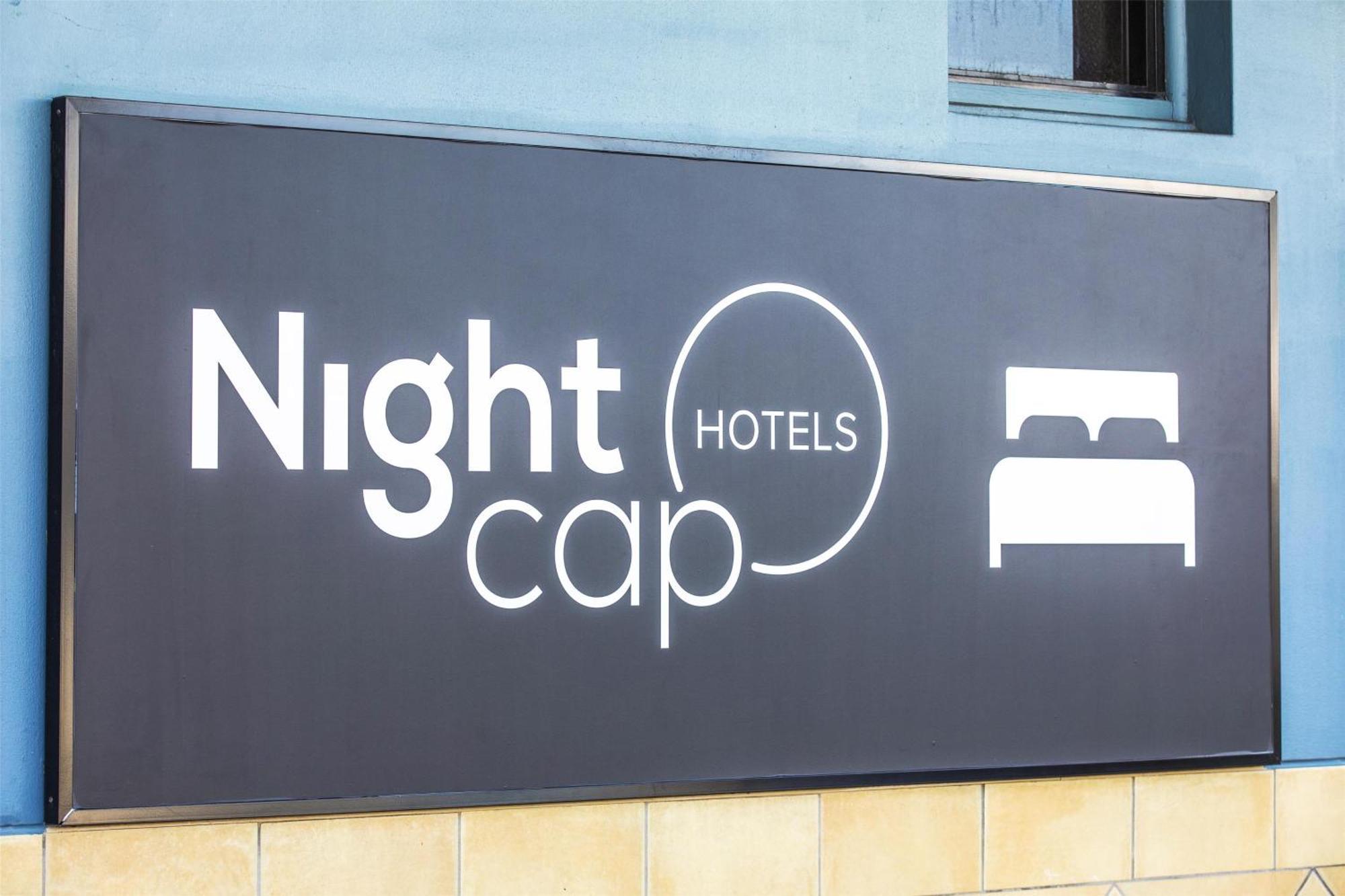 Nightcap At Ocean Beach Hotel Umina Beach Exterior photo